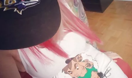 MILF الاغ بزرگ بازی با سکس در فیلم خانه واقعی
