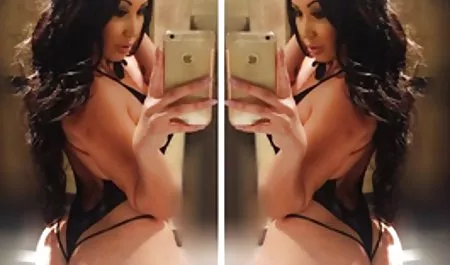 Waka Waka Black Cumshot بازی های سکی