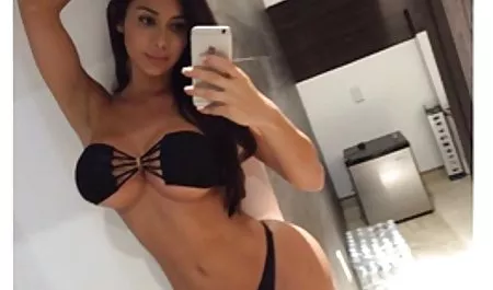 لعنتی و بیدمشک زبان بازی سکس بازی در رابطه جنسی تابو لزبین