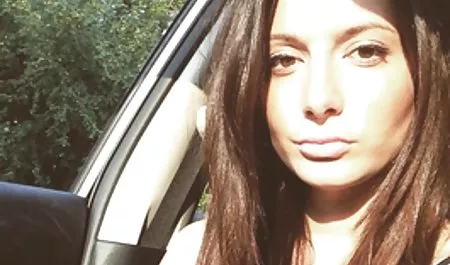 عوضی سبزه قبل بازی سکسی سوپر از جهش سخت به دیک خفه می شود