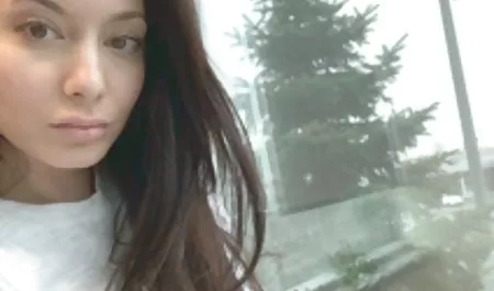 پنجه های MILF ژاپنی در بازی با سکس غریبه سینما