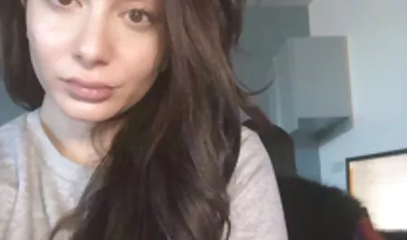 همسر آمریکایی شاخی سکسی ترین بازی اندروید مردی را در فیلم آماتور واقعی در خانه