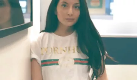 Gaping بازی سکسی برای ایفون 5 '10 Haley Reed با جوانان کم وزن anally fucks می کند و کرم می شود!